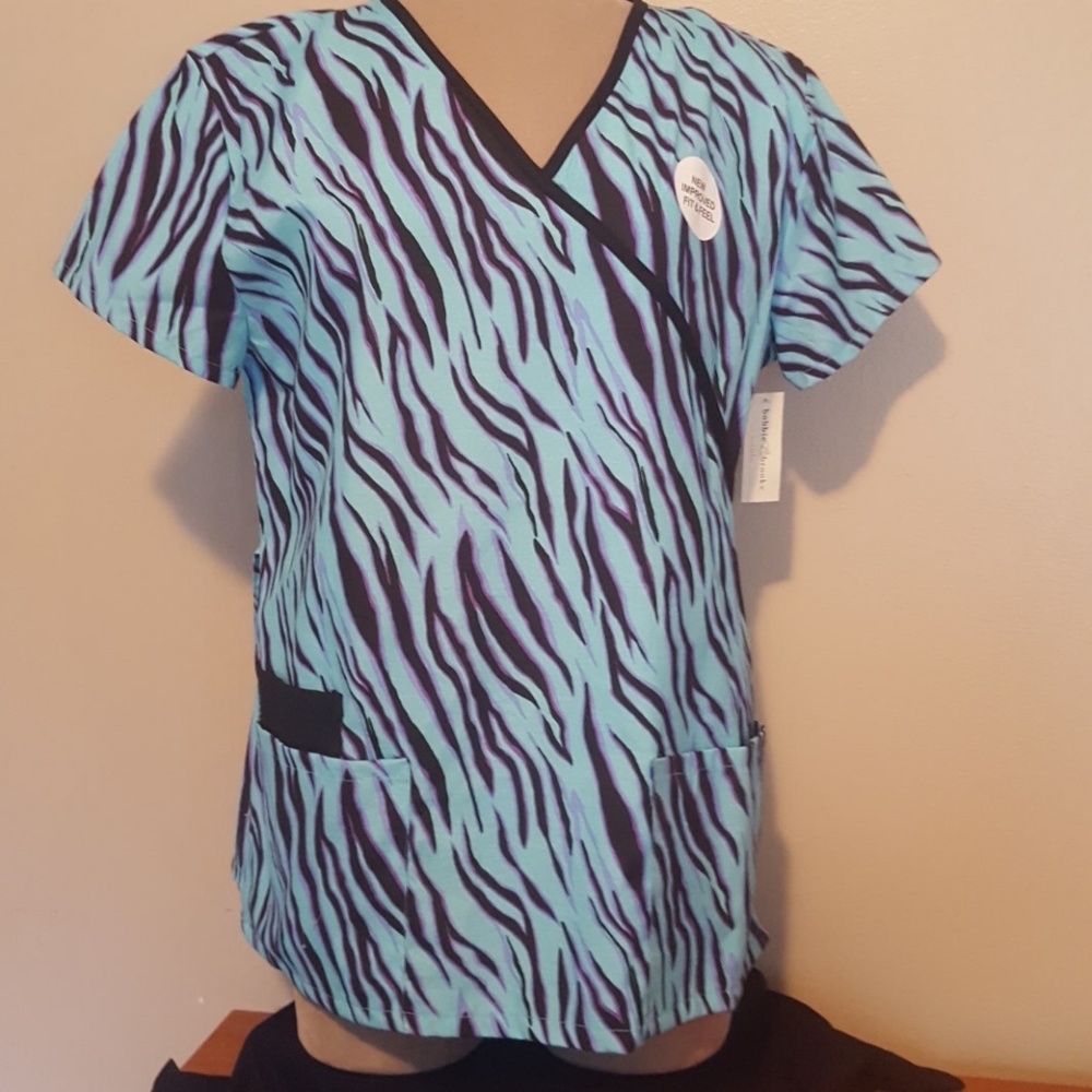 NWT zebra scrub top